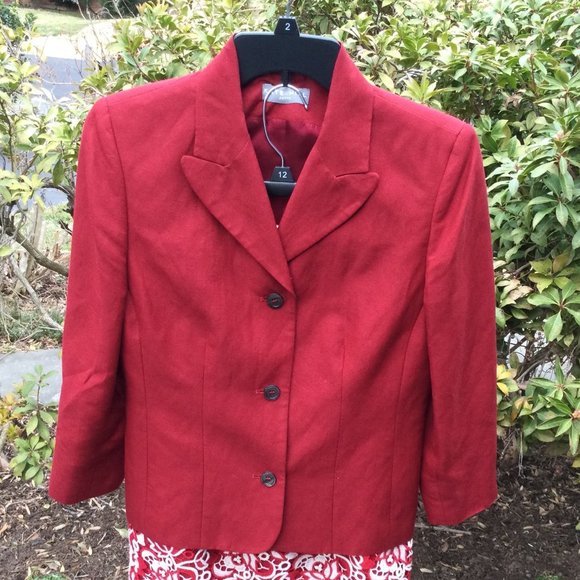Kate Hill Jackets & Blazers - Kate Hill Solid Crimson All Seasons Jacket